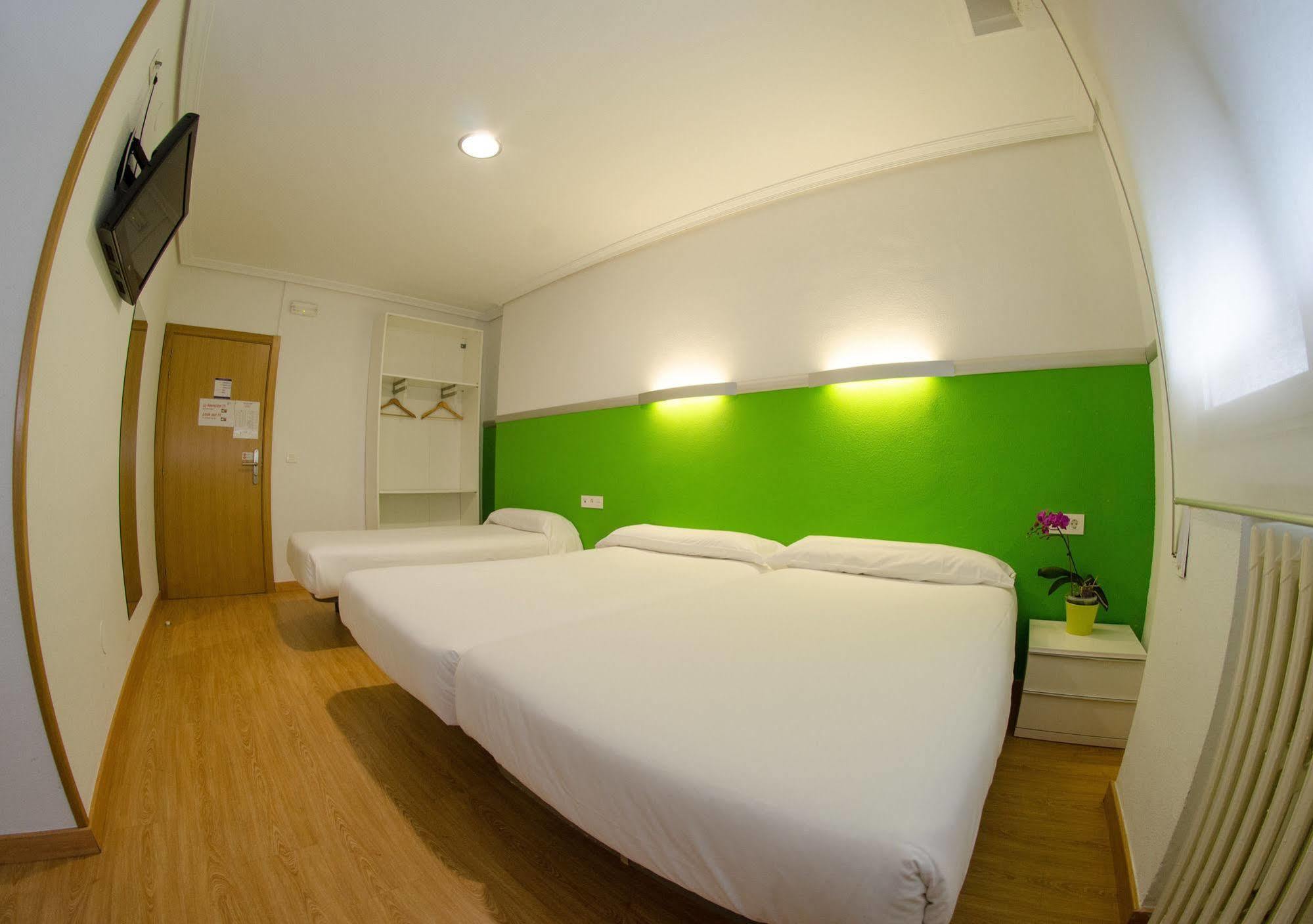 Hotel Centro Autocheckin 2*